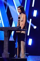 Zendaya - 2024 Rock & Roll Hall Of Fame Induction Ceremony - Oct 19 67s6wbmdc0