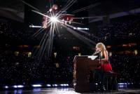 Taylor Swift performing The Eras Tour in Miami - Oct 18 v7s6u9rid6