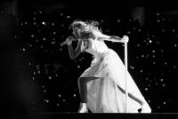 Taylor Swift performing The Eras Tour in Miami - Oct 18 y7s6u9qf2v