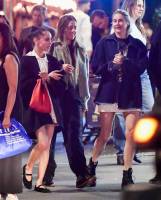 Shailene Woodley & Zoë Kravitz dinner at Buvette in NYC - Oct 22 i7s7dpxok3