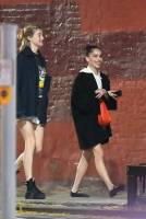 Shailene Woodley & Zoë Kravitz dinner at Buvette in NYC - Oct 22 s7s7dqod1l