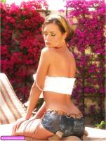 Crissy Moran - Deck chair in the garden - Club Crissy w7s7orjug4