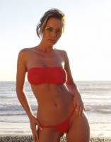 Crissy Moran - Bikinis m7s8cuxqv3
