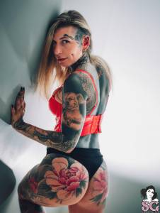 Chaviblackcat - Untamed Climb - x43 c7s9hfdvlt