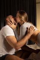 Deny Lou & Ambar Lapiedra - First Touch - Jan 8 y7skqs8etr