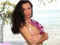 Crissy Moran - Tropical paradise - Club Crissy 57skuh2zvi