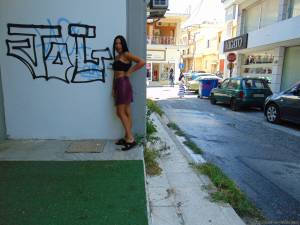 Teasing Greek Men Public Flash Gkazi g7smb28sui