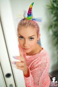 Realwildangel - Like A Unicornb7sm9bpt5d.jpg