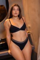 [VivThomas] Chloe Lapiedra - Reflected Pleasure (x123) 02-02-2025 b7smmiur6n