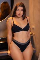 [VivThomas] Chloe Lapiedra - Reflected Pleasure (x123) 02-02-2025 x7smmit4a0
