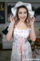Isabella Nice & Sweet Sophia - A Spoonful of Cum For Your Tea - Feb 14 w7sn4w1pkv