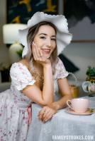 Isabella Nice & Sweet Sophia - A Spoonful of Cum For Your Tea - Feb 14 w7sn4wjvu4