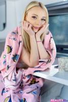 Cecelia Taylor & Parker Ambrose - Unleashed In The Van - Feb 15 c7sn7gj7xb