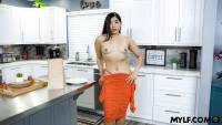 Emerald Loves - I Only Swallow Your Cum - Feb 19 d7snpm77nj