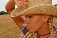 Sandy D - Country Chick - 21Sextury 67sshj1s5h
