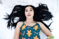 Delilah Dagger - Hole Alone - Apr 17 o7sq7vxt7u