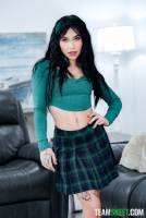 Delilah Dagger - Hole Alone - Apr 17 o7sq7urvcv