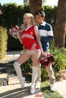 [NewSensations] Virgin Cheerleader Cecelia Taylor Finds A New Sport (x230) - Apr a7sqkxk5hf