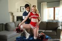 [NewSensations] Virgin Cheerleader Cecelia Taylor Finds A New Sport (x230) - Apr 57sqlac2dh