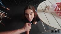 Della Cate - Waitress Breaks for BFs Big Sub - Apr 22 e7sqso5e5i