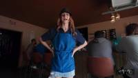 Della Cate - Waitress Breaks for BFs Big Sub - Apr 22 h7sqsm7wmh