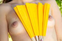 [MetArt] Zoelie - Yellow Sundress (x137) 04-24-2025 q7srakghen