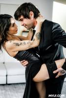 Vanessa Sky - Mr. and Mrs. Smith Parody - Apr 30 p7sr3hl03a