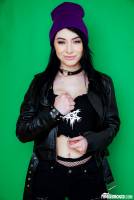 Summer Renee & Raven Lane - The War for His Attention: Raven Vs Summer - May 2 g7sr7x3aok