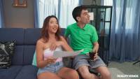 Britney Dutch - Fucking Around With The Crew - May 6 37sro00d55