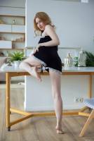 [MetArt] Minnie Lighter - Palm Fronds (x112) 05-05-2025 k7srm5xxrn