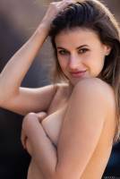 [MetArt] Bella - Daring Nature 05-10-2025 67sru9nykj