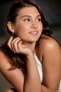 Ellie Luna - Fringe by the Fire - 105 pictures - hi-res (1 May, 2025) u7ss7shhao