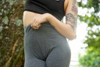 Violet Prydz Work Her Fingers In Her Cum Craving Bare Cooch 07ssuodfgq
