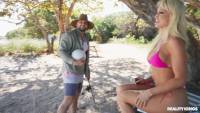 Bree Brooks - Buttfucking Beach Babe - May 31 17stbb6xir