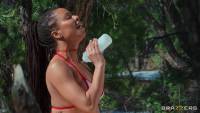 Kira Noir - Camping Fuck Buddies - May 31 v7stax6gvm