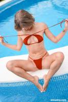 [Arousins] Avery - Avery By The Pool (x135) 06-25-2025  h7su4uinx2