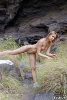 [Femjoy] Oxana Z - In The Wild (x104) - June 27 h7su8d95v2